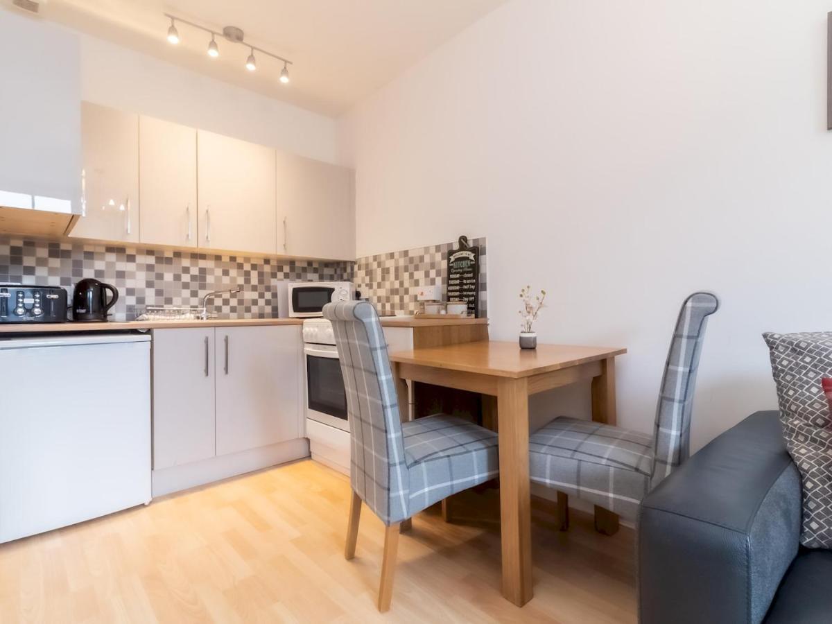 Apartament Bright And Cosy Flat At The Heart Of The Old Town Edynburg Zewnętrze zdjęcie