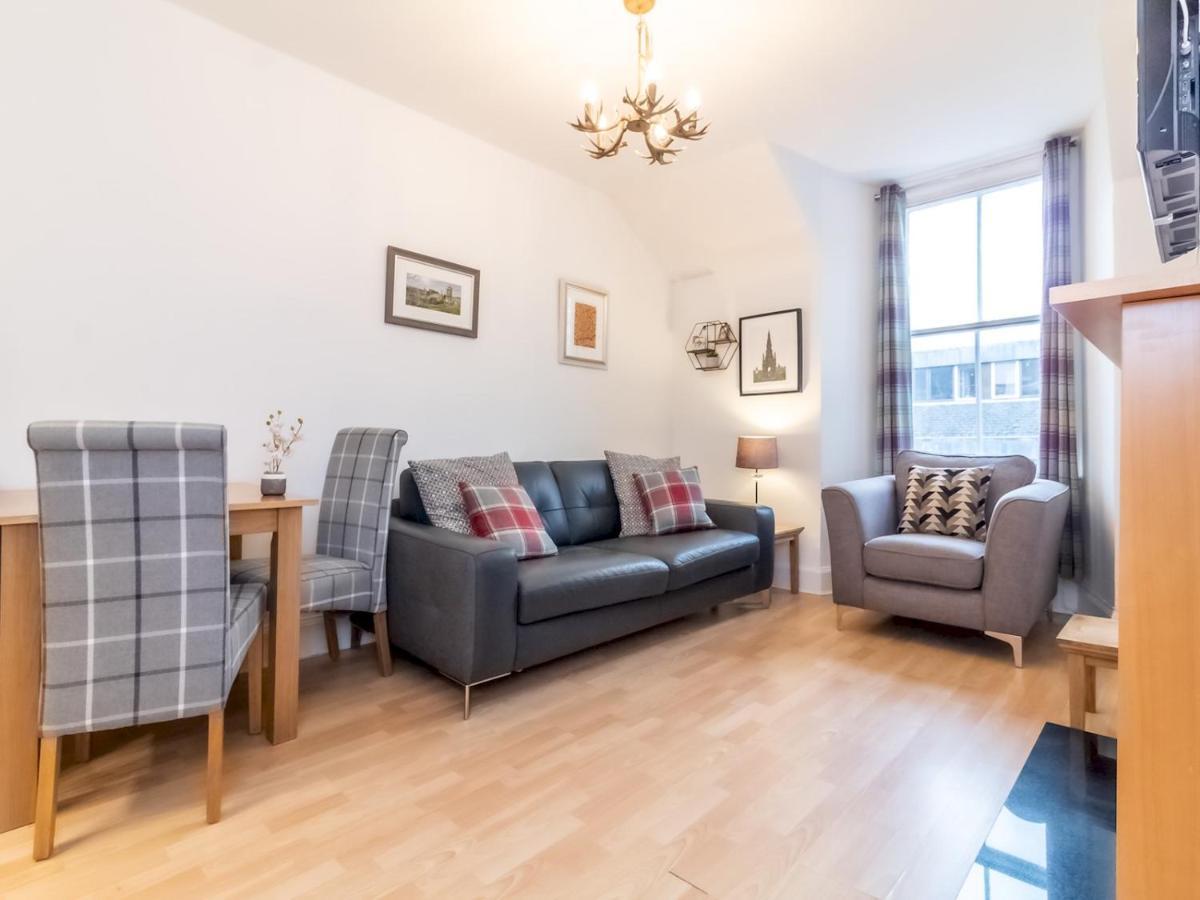 Apartament Bright And Cosy Flat At The Heart Of The Old Town Edynburg Zewnętrze zdjęcie